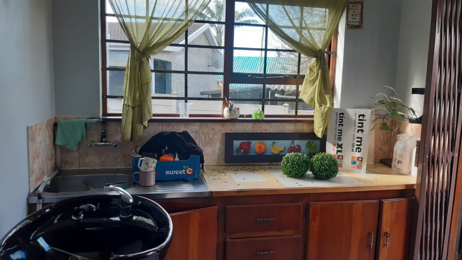 To Let 3 Bedroom Property for Rent in Dana Bay Western Cape